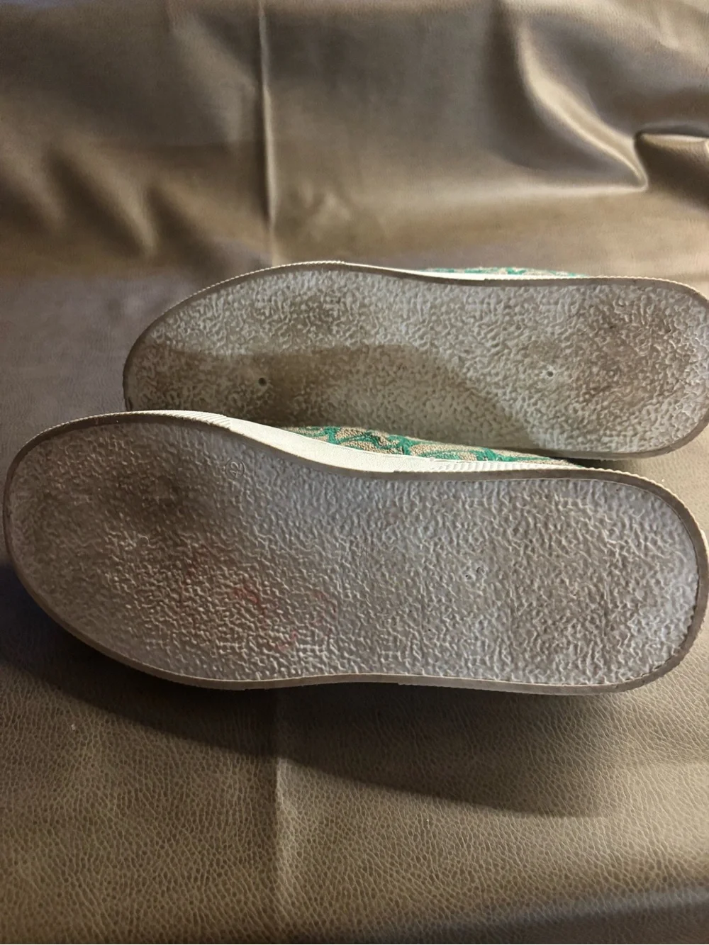 Source Unknown Green and Beige Men Boat Shoes